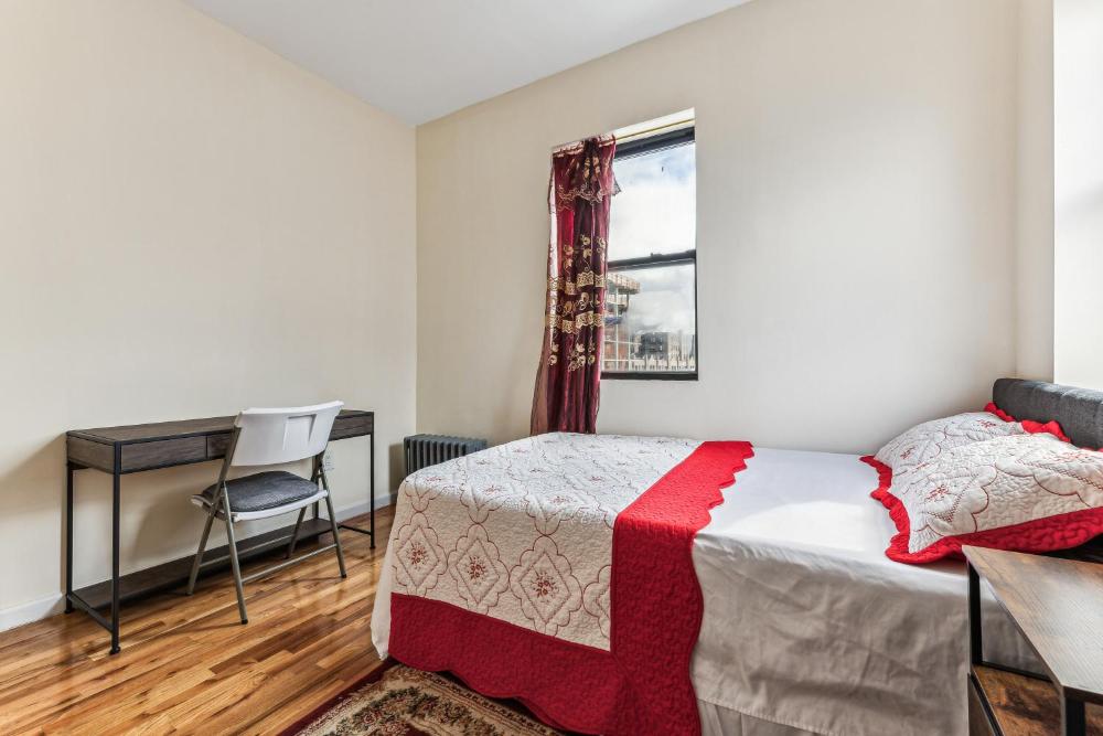 Standard Double or Twin Room interior